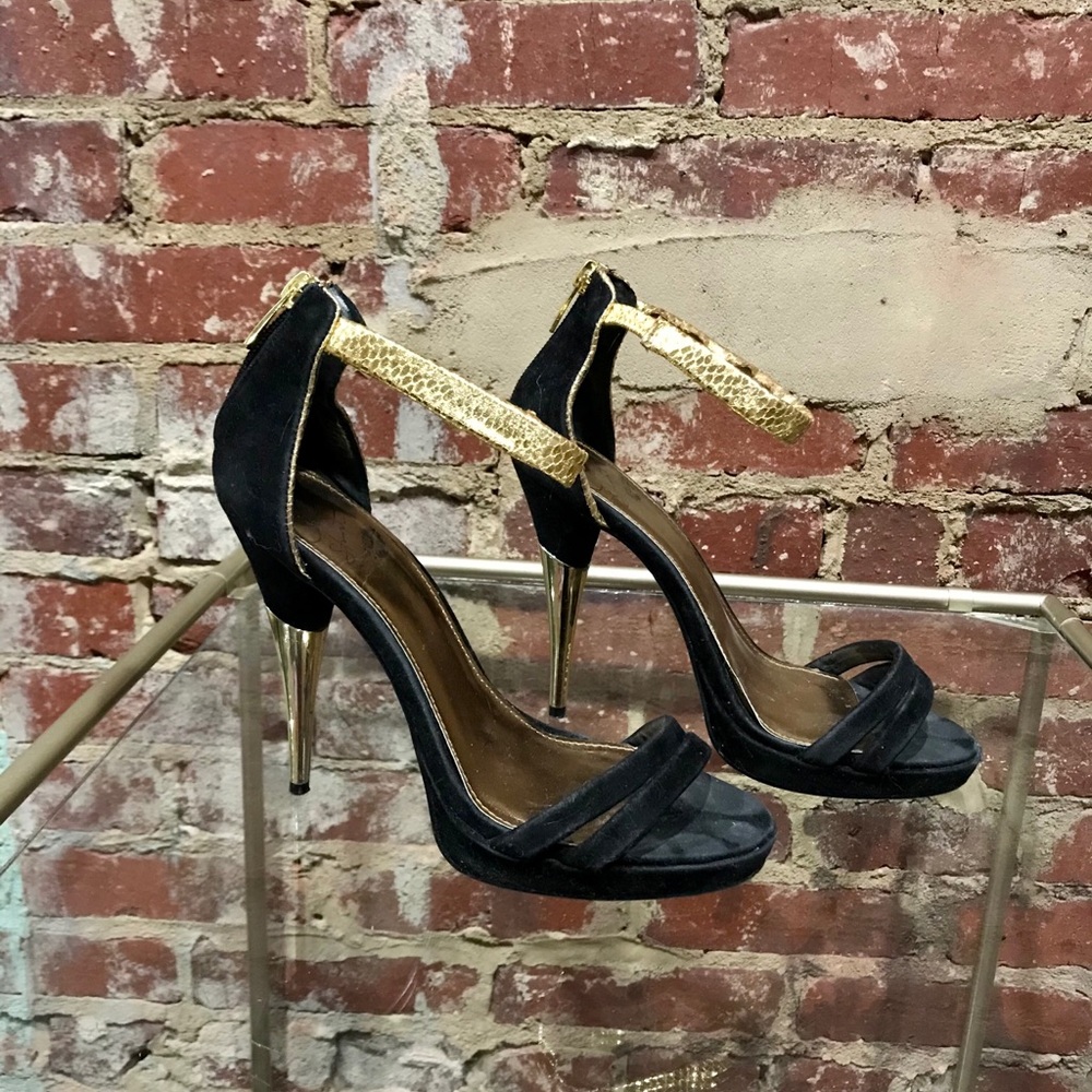 Black & Gold Velvet Heels from Colin Stuart Sz 6.5